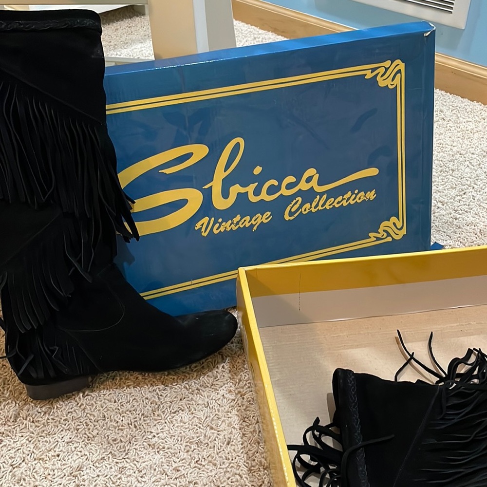 Black Fringe Zip Up Boot